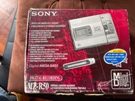 SONY  MZ -R50 全套