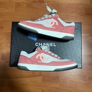 Chanel正品香奈兒雙c徽標 低幫板鞋 女款 粉白 36.5碼