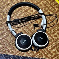 AKG Y30耳機