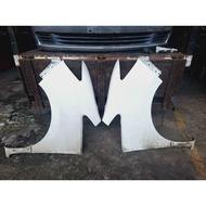 Nissan Serena C26 Fender