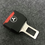 【 รถทุกประเภท】1ชิ้น ที่เสียบเบลท์ หัวเสียบเข็มขัดนิรภัย ที่หลอกเข็มขัด หัวเข็มขัดรถยนต์ หัวเสียบเข็ม