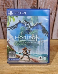 แผ่นเกมส์ Ps4 (PlayStation 4)  เกมส์ God of War and Horizon Zero Dawn.