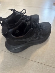 ASICS Gel-Nimbus 24 黑色跑鞋