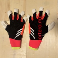 A31 Predator Goalkeeper Gloves For Kids Football Gloves