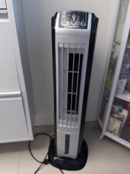 直立式風扇直立扇電風扇（可放冰種吹冷風）