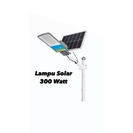 🔥Lampu Solar / Solar Light ORIGINAL 300 Watt🔥 /Lampu Jalan/ Lampu Outdoor/ Lampu Solar IP 65🔥