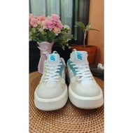 new balance CT302