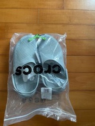 Crocs涼鞋