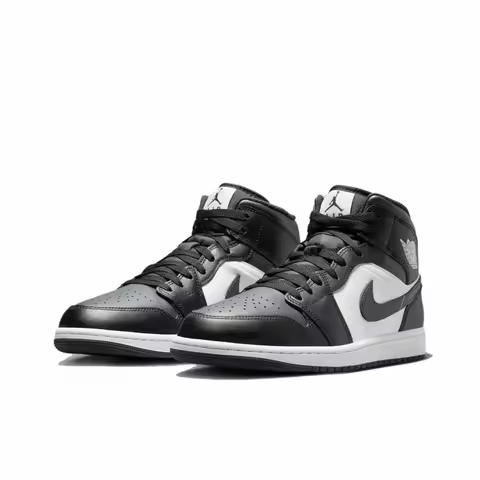 Nike Air Jordan 1 Cowhide Leather Low Retro outdoor Classic Retro Low Top Shoes Men's White and blac