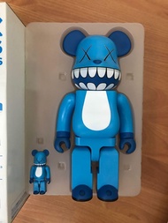 Kaws Chompers Bearbrick 400% & 100%