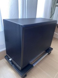 【99%新/全新】聯力 Lian Li A3-mATX 機箱 (黑色)  售 Lian Li A3-mATX 機箱，極高 CP 值的大容量 M-ATX 機箱！