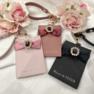 日本 Maison de FLEUR 粉色皮革 蝴蝶結 彈弓拉帶 卡片 證件套