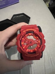 Casio G-Shock GA-110AC-4A 紅色手錶 需要更換電池