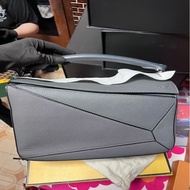 Loewe Puzzle 灰色大号/全新閑置