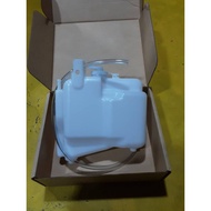 AWH First Isuzu Dmax Radiator Tank Auto Parts
