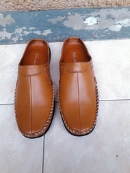 sepatu bustong pria kulit sapi /sepatu bustong pria kulit putih/sepatu bustong pria dewasa