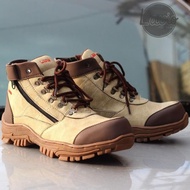 Sepatu Safety Boots Pria Lavio Morisey