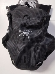 Arcteryx Norvan 14 越野跑 / 行山 背包