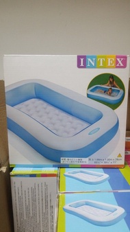Intex 長方形充氣水池