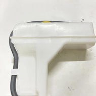 New Car Reservoir Coolant Tank Auxiliary Water Bottle Expansion Water Bottle 21710-4U000 217104U000 