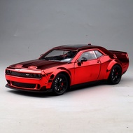 โมเดลรถจำลอง Dodge Challenger SRT Hellcat ชุบทอง