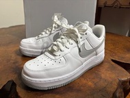 NIKE 休閒鞋 AIR FORCE 1 07 女 FJ4146100 銀灰 便宜出售
