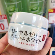 Direct From Japan】OZIO nachulife Royal jelly 6in1 gel Moisture gel white