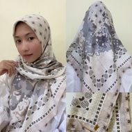 Hijab segiempat umama voal motif premium/hijab umama voal premium