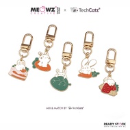 Cute Bunny Rabbit Strawberry Carrot Cake Keychains