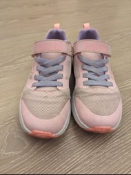 Sketchers 女童慢跑休閒鞋