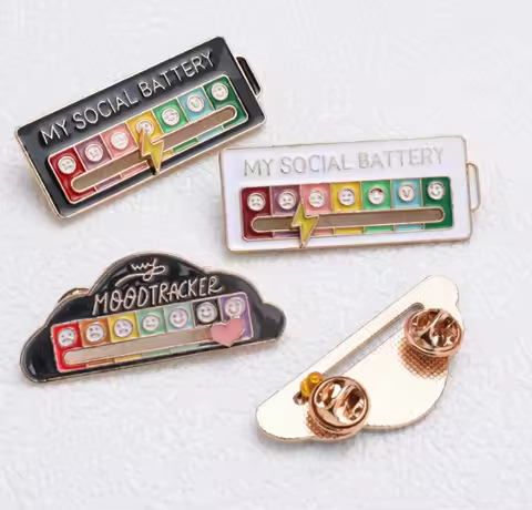 Women's & Men's Mood Conversion Turntable Pin - Social Battery Facial Expression Backpack Jewelry Ba