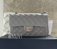 Chanel 21A Light Grey Dove 23cm CF23 Classic Flap Grained Calfskin Beige Gold Hardware