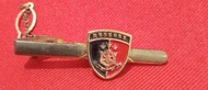 Pin dasi emas dengan lambang Reserse garuda dan korpri cocok untuk aksesoris fashion.