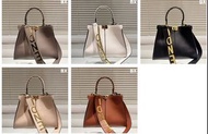 2️⃣星期到貨‼️Fendi Peekaboo 托特包 手拿包/Fendi 法棍包