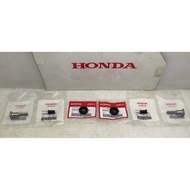 Set Of Bolts For Fixing The Tail Cover Left + Right 1 Pair LS125 NSR150 (Genuine Honda Center)