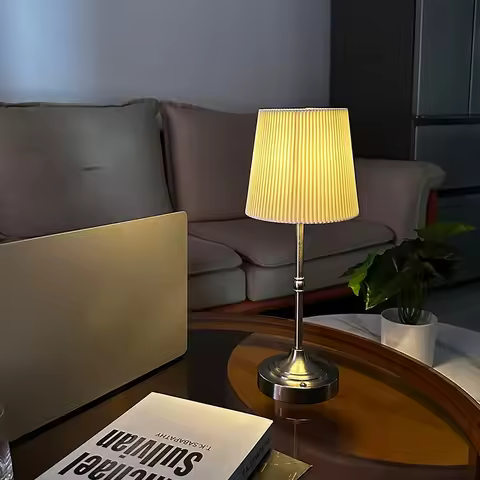 Metal Base Small Table Lamp 2200K Warm Light Cordless LED Metal Table Lamp USB Rechargeable 5200mAh 