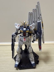 國產 RG 1/144 Hi-Nu Gundam 釱合金色完成品