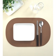 [DAISO] Oval Table Mat Brown (42x27cm)