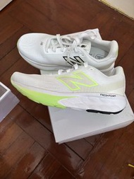 New Balance 520