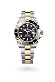 Rolex Submariner (41 mm, Rolesor Kuning, Dial Hitam)