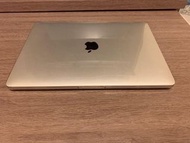 APPLE 2019 MacBook Pro 13 2.4G 256G 約近全新 保固中 電池僅32次 刷卡分期零利率