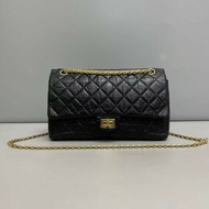 Chanel香奈兒 2.55中號 黑金油蠟牛皮鏈條包