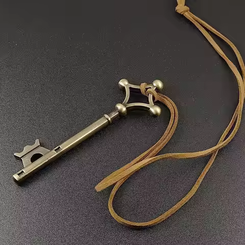 Anime Retro Key LockHot Sale Necklace Eren Key Pendant Fashion Vintage Retro Anime Jewelry for Men C
