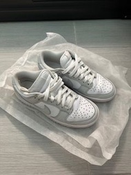 Nike Dunk Low 女款運動鞋