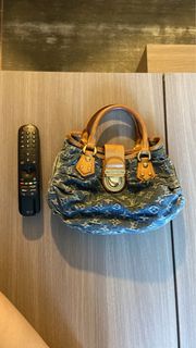 LV louis Vuitton 牛仔布 vintage 手挽餃子小廢包 中古 可放電話