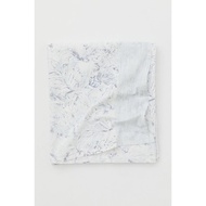H&M HOME PATTERNED TABLECLOTH | 4-6 seater
