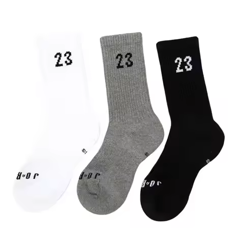 Nike Men's and Women's Socks: Breathable Athletic Socks, Comfortable and Non-Slip Training and Casua