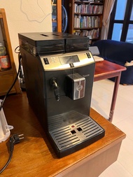 เครื่องทำกาแฟมือสอง Saeco Lirika pula