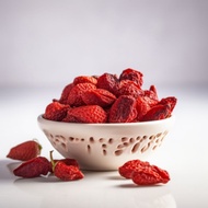 Dried Strawberry/Strawberi Kering