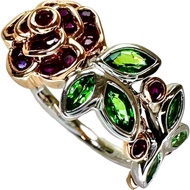 Size 9 Flower Motif Ring with Garnet 0.85ct, Ruby 0.52ct, and Diamond 0.01ct. Made of 18K White Gold